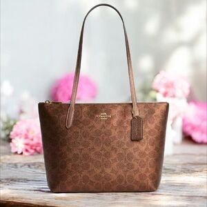 🌟Coach Fiona Zip Tote Bag In Signature Canvas - brown/copper/gold 🌟